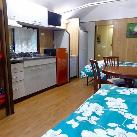 Lake Eacham Tourist Park & Cabins Kültér fotó